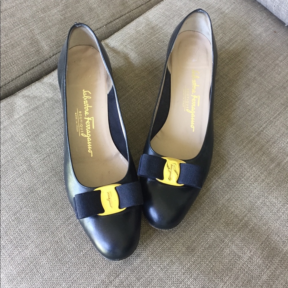 Ferragamo Shoes-Navy